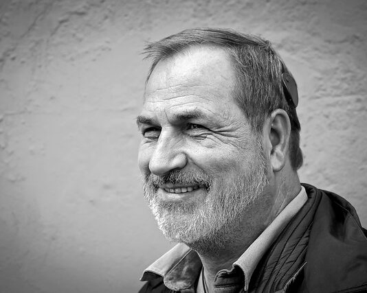 Jaki jest koszt implantów całej szczęki?