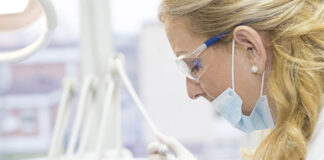 jak znaleźć najlepszego dentystę w Opolu